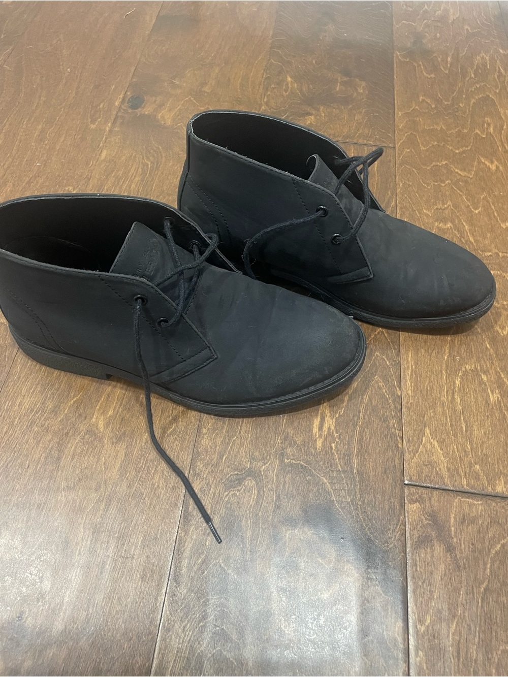Perry Ellis Black Chukka Boots
